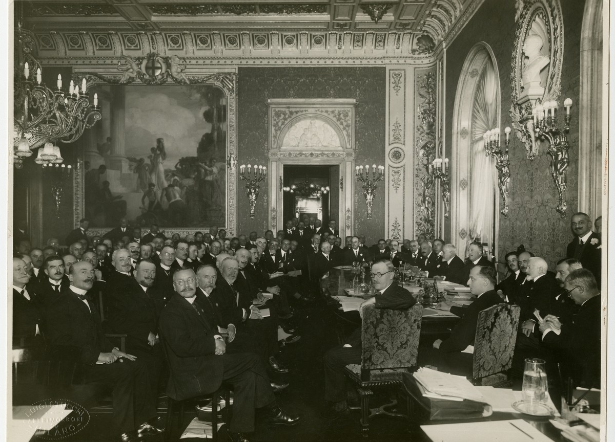 Intesa Sanpaolo celebra i 200 anni della C.d.R. delle Provincie Lombarde Intesa Sanpaolo celebra i 200 anni della C.d.R. delle Provincie Lombarde