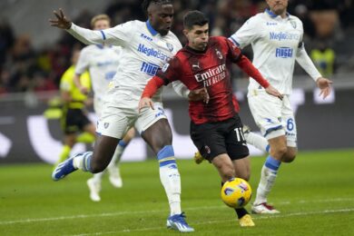 Milan, Jovic-Pulisic stendono il Frosinone. Pioli: “Theo centrale? Idea sua”