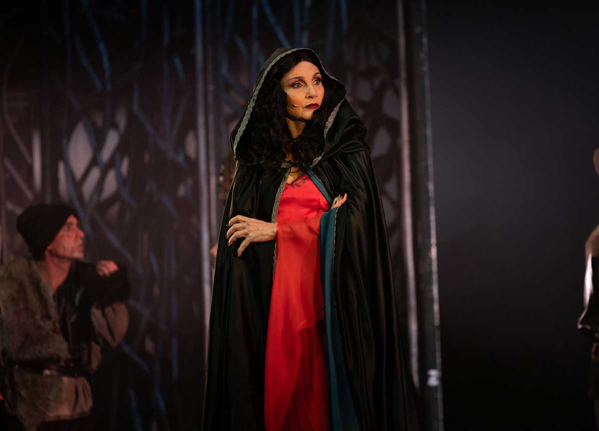Rapunzel strega Roma: la Cuccarini torna in scena dal 15/12 al Brancaccio Rapunzel strega Roma: la Cuccarini torna in scena dal 15/12 al Brancaccio