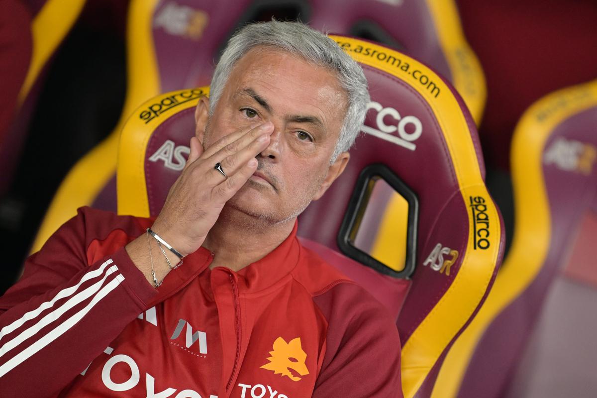 José Mourinho Roma Slavia Praga Europa League José Mourinho Roma Slavia Praga Europa League