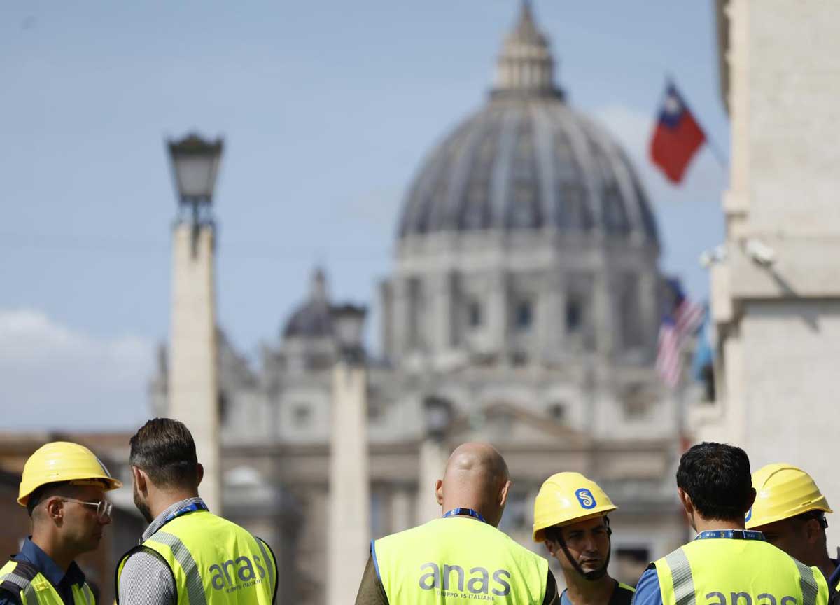 Giubileo: Meloni ordina, Gualtieri obbedisce. Il Papa a Centocelle e in Fiera Giubileo: Meloni ordina, Gualtieri obbedisce. Il Papa a Centocelle e in Fiera