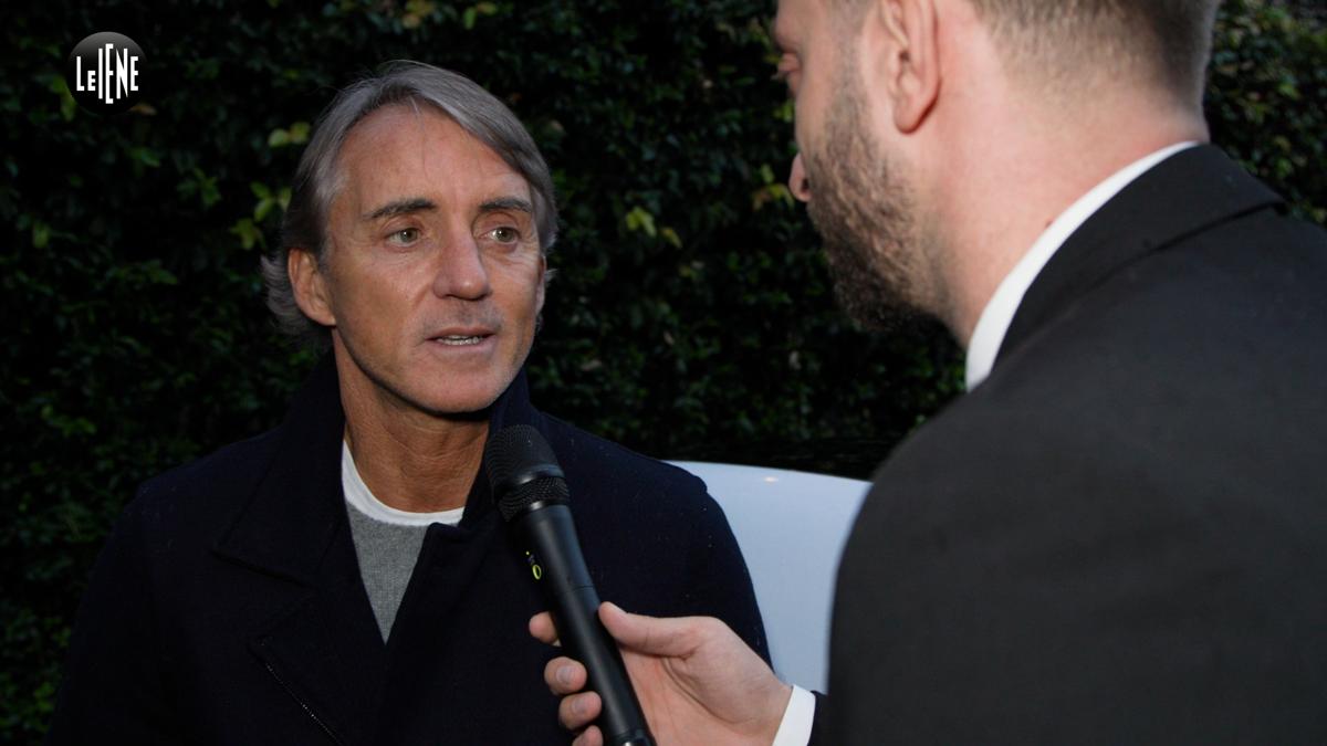 Galleria foto 'Dito medio a Mancini: “Te lo manda Gravina”. L’ex ct: ‘L’addio? Me ne sono andato per…’' - foto 1