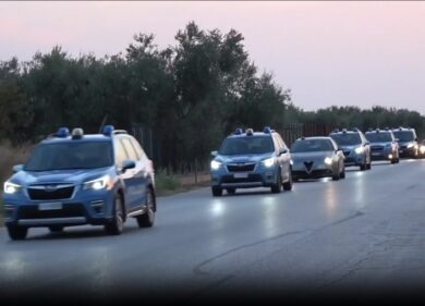 Spaccio e sfruttamento della prostituzione, 17 arresti