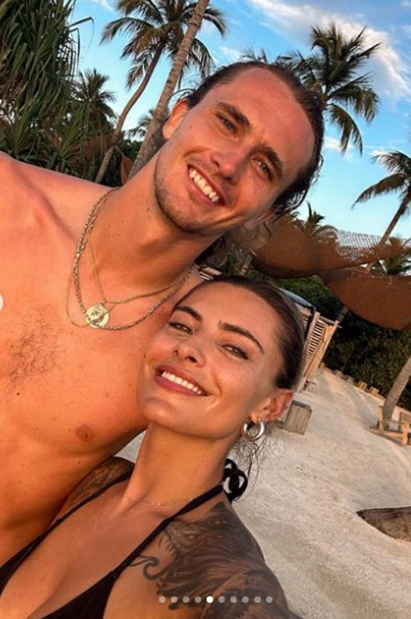 Sinner-Maria Braccini? E Zverev fa ace con sexy Sophia Thomalla, ex di…