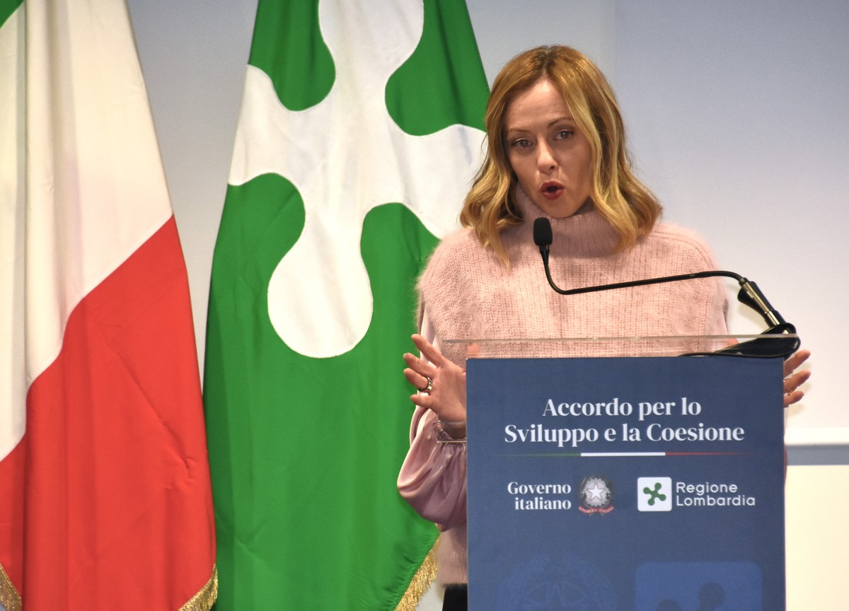 Meloni in Fiera a Milano per l’Accordo di coesione con la Lombardia Meloni in Fiera a Milano per l’Accordo di coesione con la Lombardia