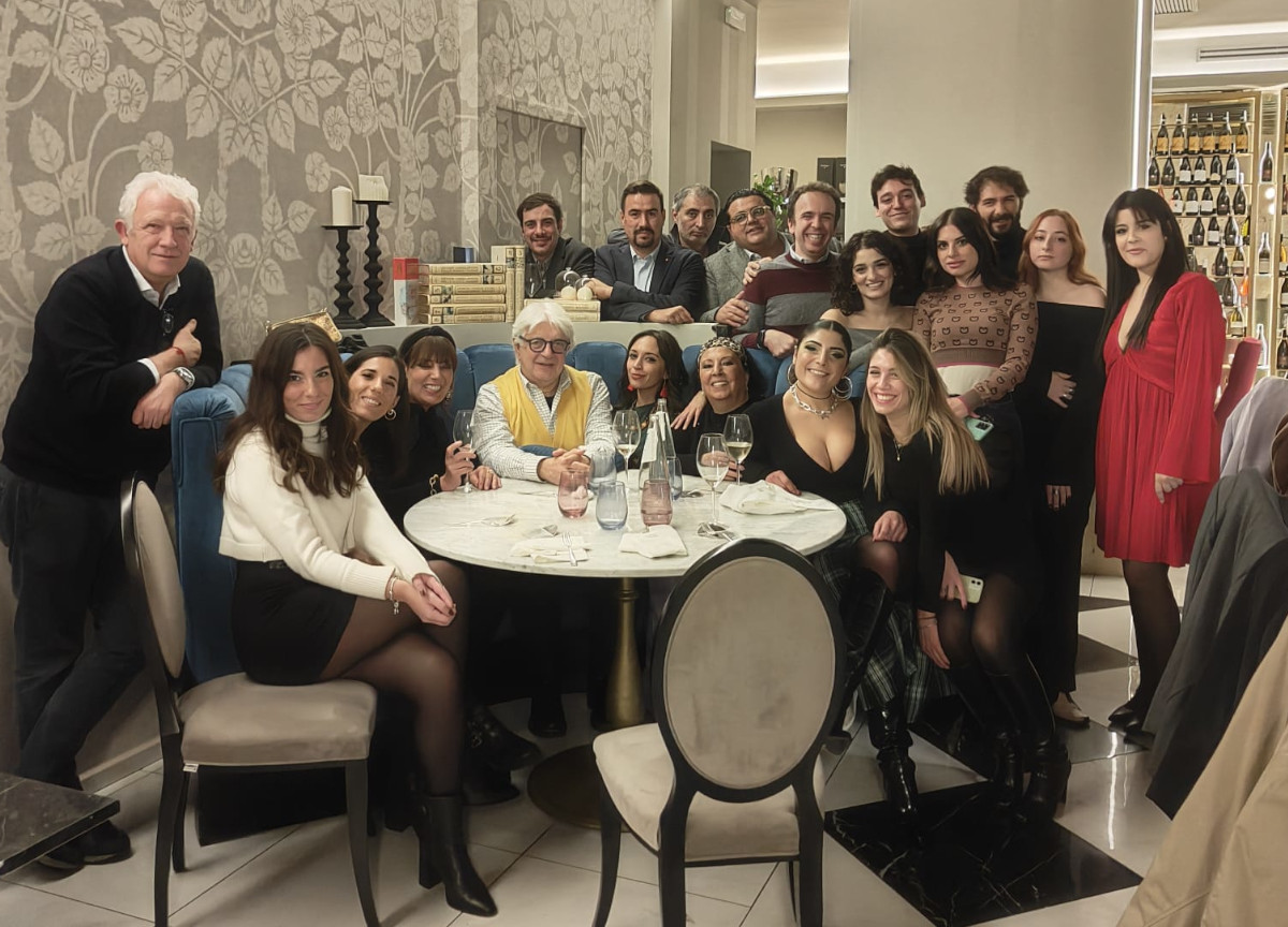 Affaritaliani.it augura buone feste: la cena di Natale della redazione-FOTO