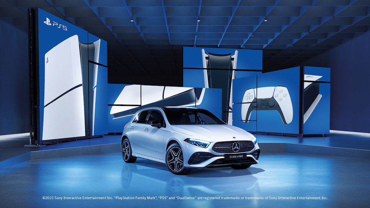 Mercedes  Classe A 250e Vibes ispirata alla console PlayStation 5