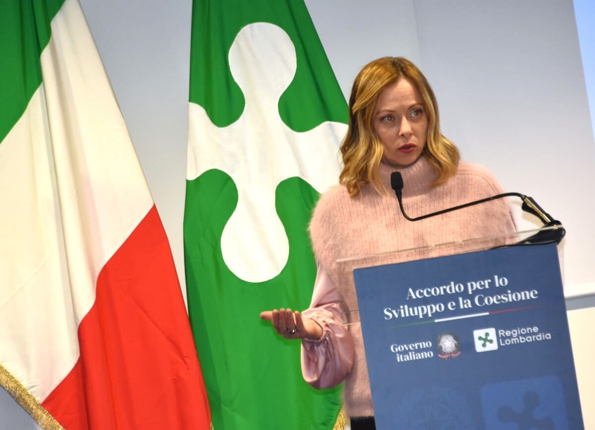 Giorgia Meloni e Attilio Fontana accordo economico importante per la Lombardia Giorgia Meloni e Attilio Fontana accordo economico importante per la Lombardia