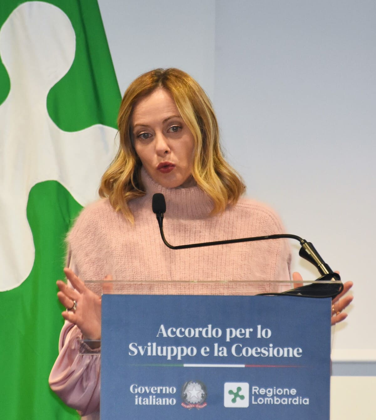 Giorgia Meloni e Attilio Fontana accordo economico importante per la Lombardia Giorgia Meloni e Attilio Fontana accordo economico importante per la Lombardia
