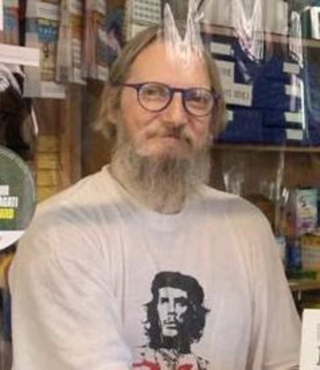 Alfredo, altro che satanista: dietro l’omicidio la crisi dei giornali cartacei