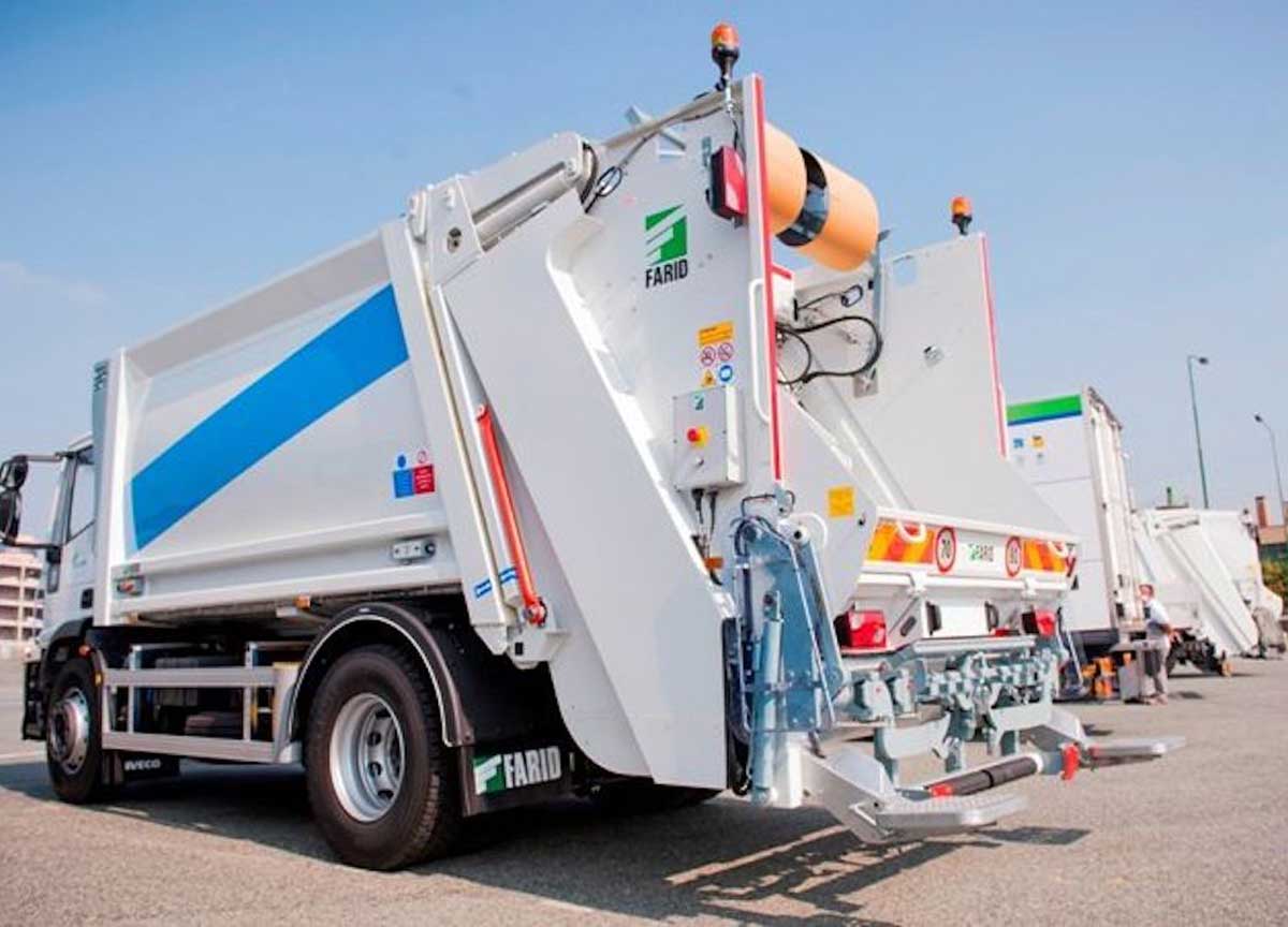 Monza, sequestrate 400 tonnellate di rifiuti speciali e pericolosi Monza, sequestrate 400 tonnellate di rifiuti speciali e pericolosi