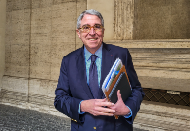 Rete Tim, Vivendi prova a stoppare tutto. Ma Fastweb è fiduciosa