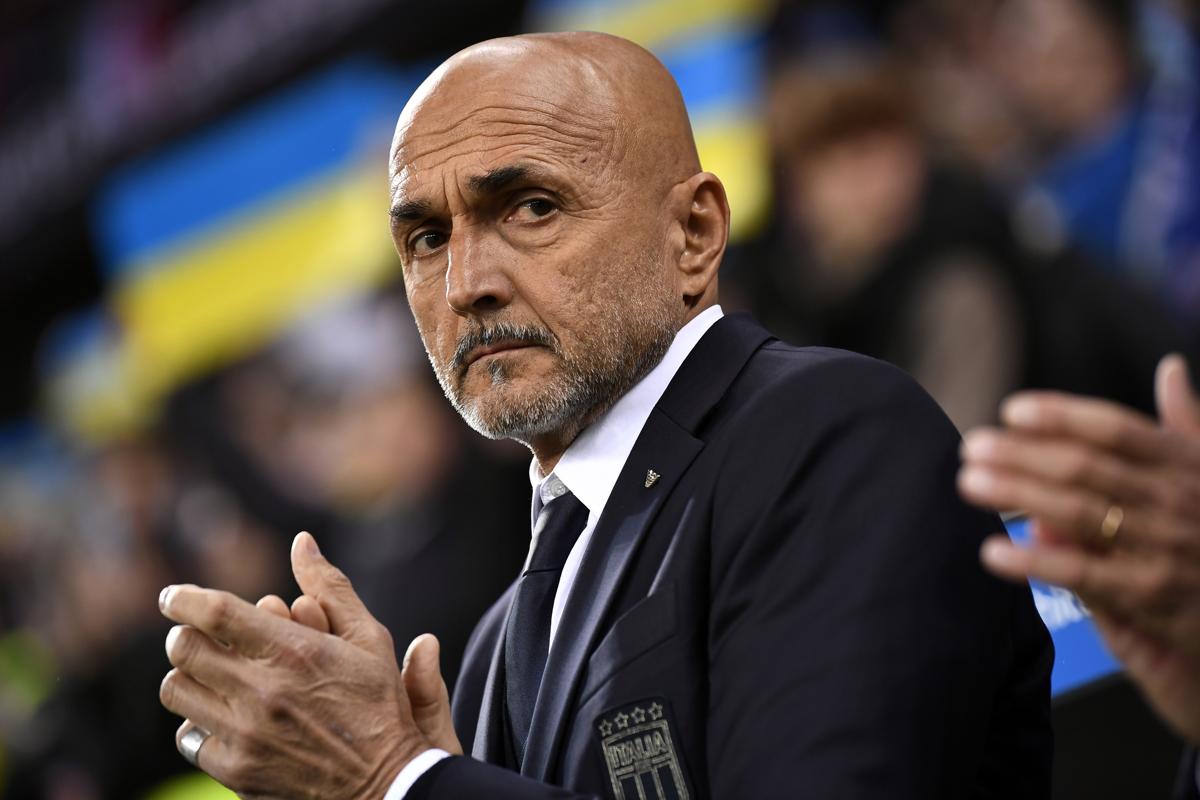Spalletti ad Atreju? Fu peggio non far giocare Totti a San Siro Spalletti ad Atreju? Fu peggio non far giocare Totti a San Siro