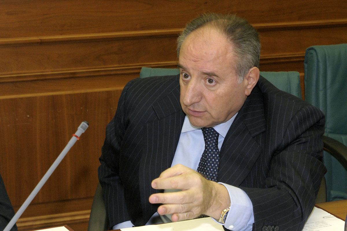 L’Autostrada dei Parchi torna al Gruppo Toto: stop ai rincari per i pedaggi L’Autostrada dei Parchi torna al Gruppo Toto: stop ai rincari per i pedaggi