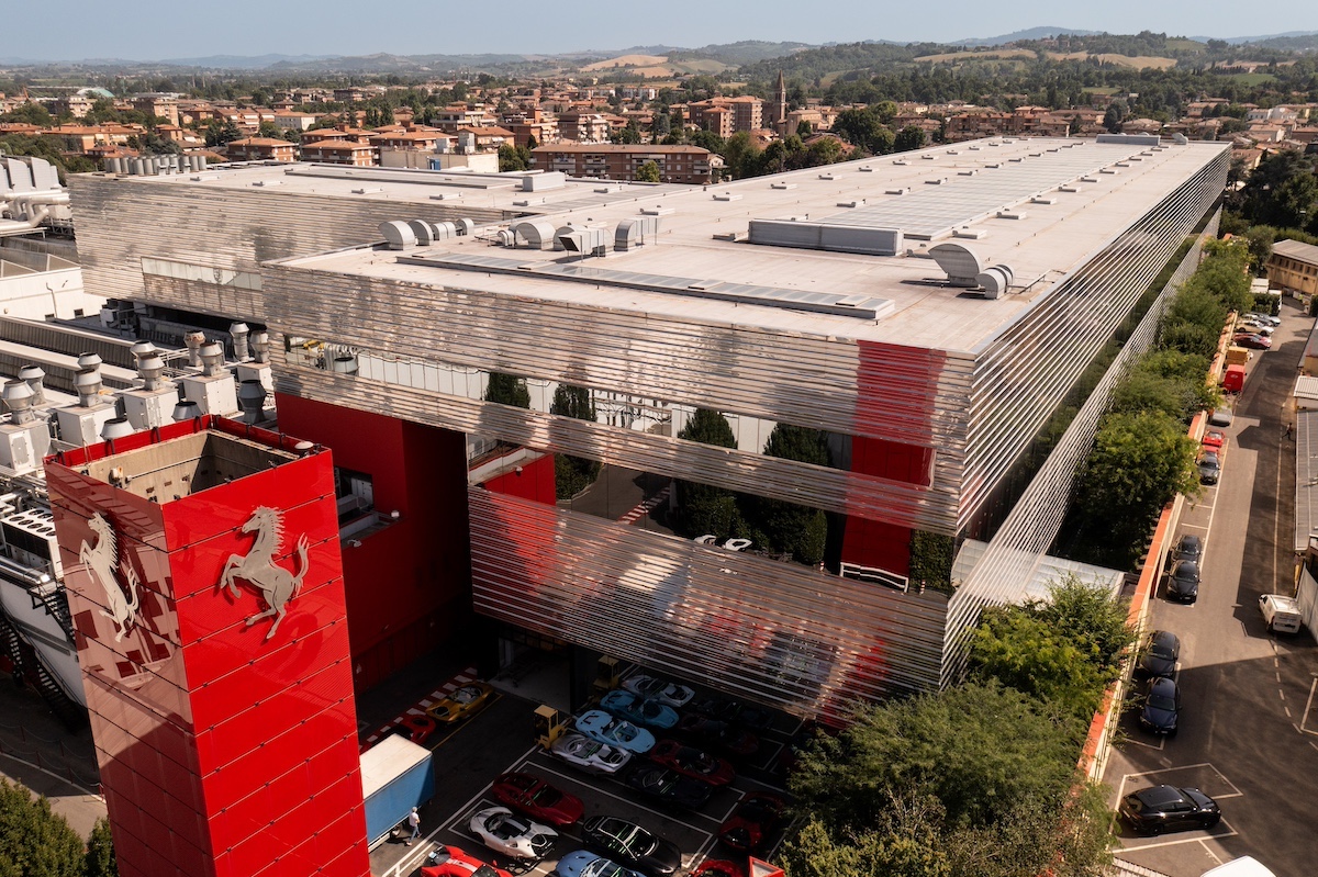 Ferrari E-Lab e Philip Morris International insieme per la decarbonizzazione Ferrari E-Lab e Philip Morris International insieme per la decarbonizzazione