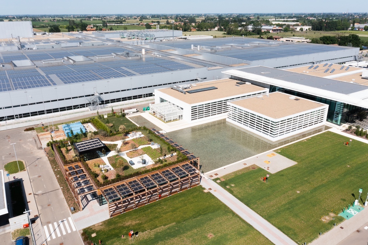 Ferrari E-Lab e Philip Morris International insieme per la decarbonizzazione Ferrari E-Lab e Philip Morris International insieme per la decarbonizzazione