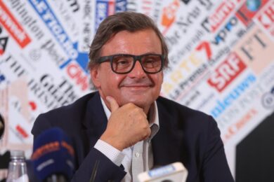 Manovra, Calenda: “Bene lo stop al Superbonus ma sanità pubblica al collasso”