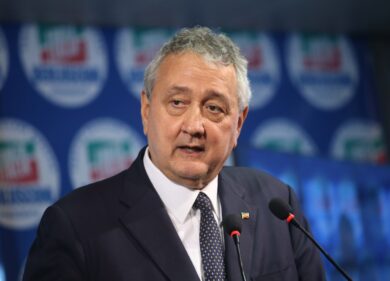 Forza Italia a congresso: il 21 gennaio Gasparri conclude il commissariamento