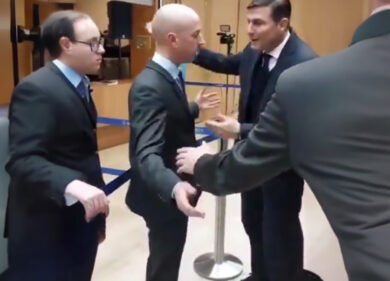 Sorteggi Champions, Javier Zanetti “rimbalzato” dall’addetto Uefa