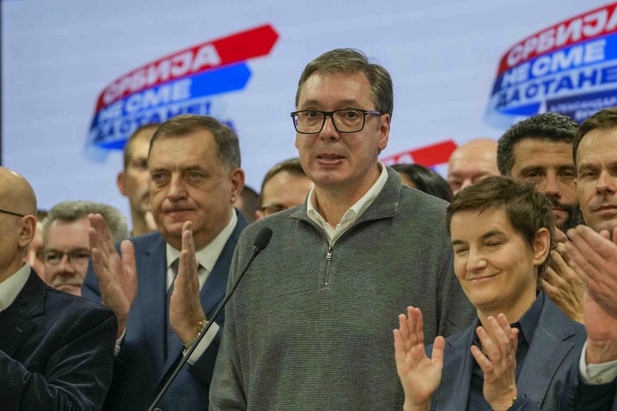 Elezioni in Serbia, Belgrado resta con Vucic. Vince il partito progressista Elezioni in Serbia, Belgrado resta con Vucic. Vince il partito progressista