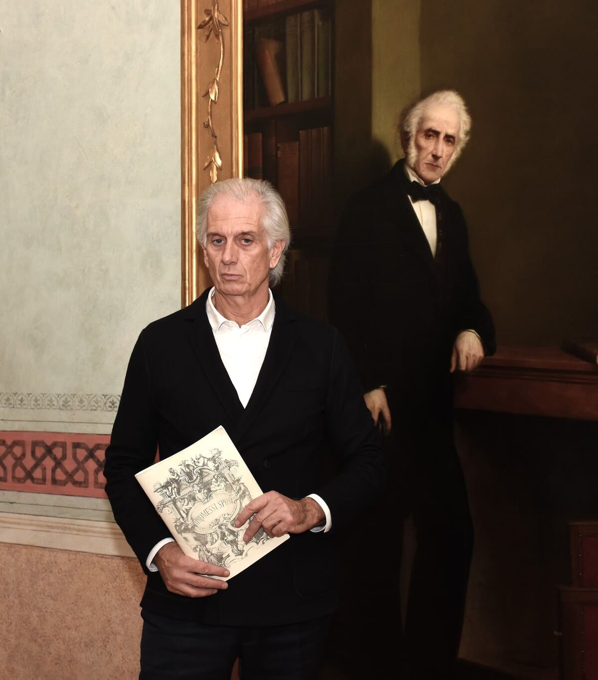 Casa del Manzoni letture teatrali di Massimiliano Finazzer Flory da I Promessi Sposi Casa del Manzoni letture teatrali di Massimiliano Finazzer Flory da I Promessi Sposi