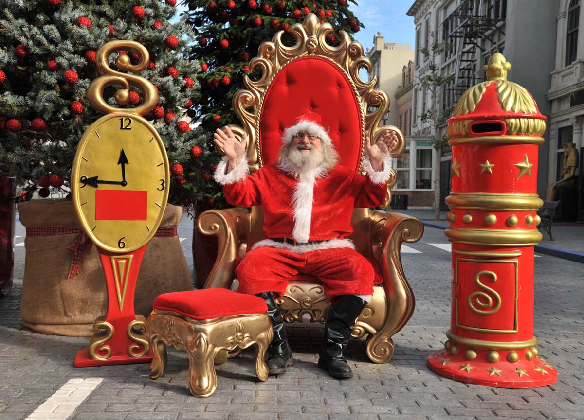Galleria foto 'Natale, i regali più richiesti? Viaggi. E una cosa a tavola non può mancare' - foto 1