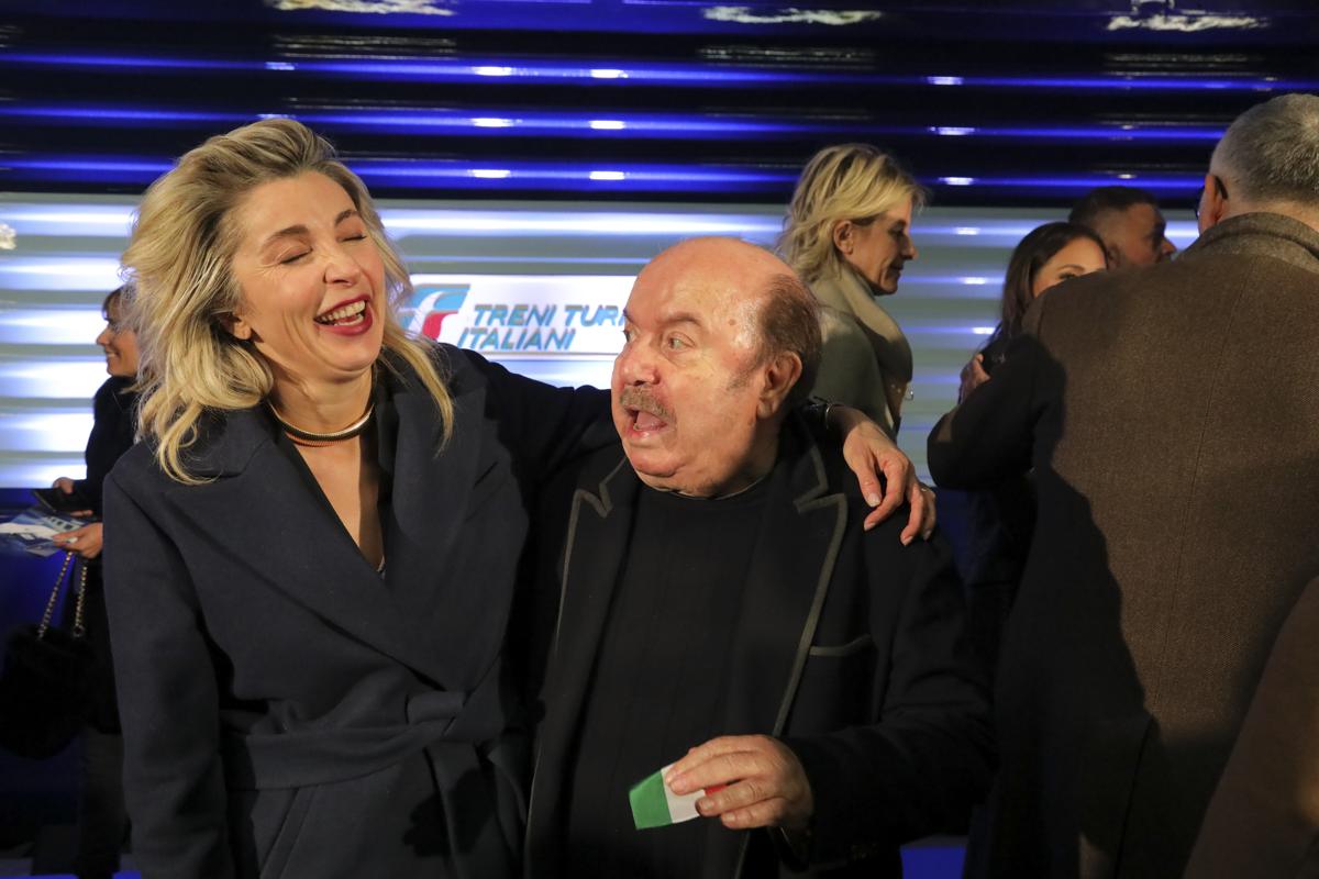 FS Treni Turistici Italiani: parte il nuovo “Espresso Cadore” per Cortina FS Treni Turistici Italiani: parte il nuovo “Espresso Cadore” per Cortina