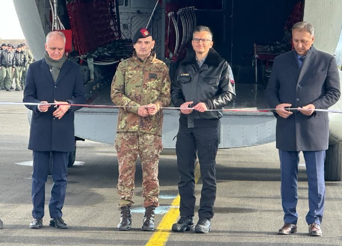 Leonardo, consegnato alla Slovenia il primo velivolo da trasporto tattico Leonardo, consegnato alla Slovenia il primo velivolo da trasporto tattico