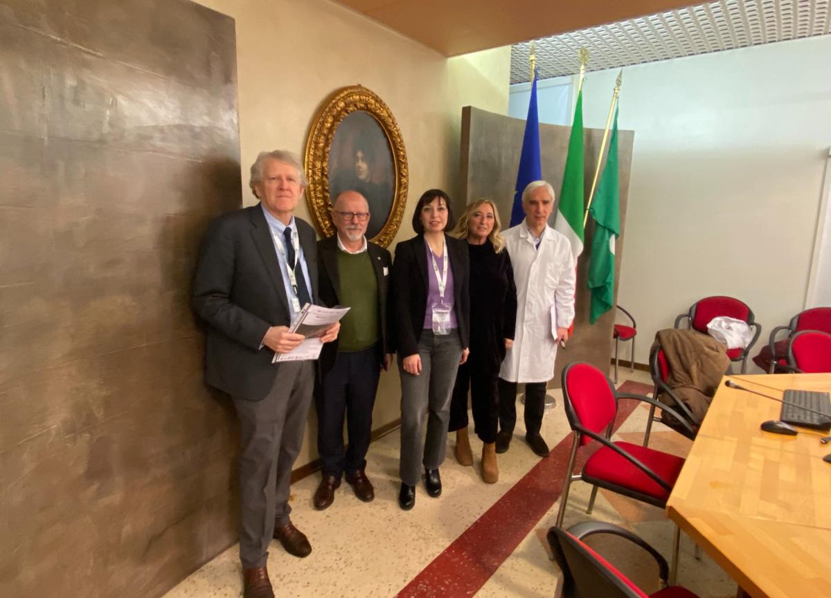 Sanità e filosofia, l’iniziativa che “umanizza” le cure dei pazienti Sanità e filosofia, l’iniziativa che “umanizza” le cure dei pazienti