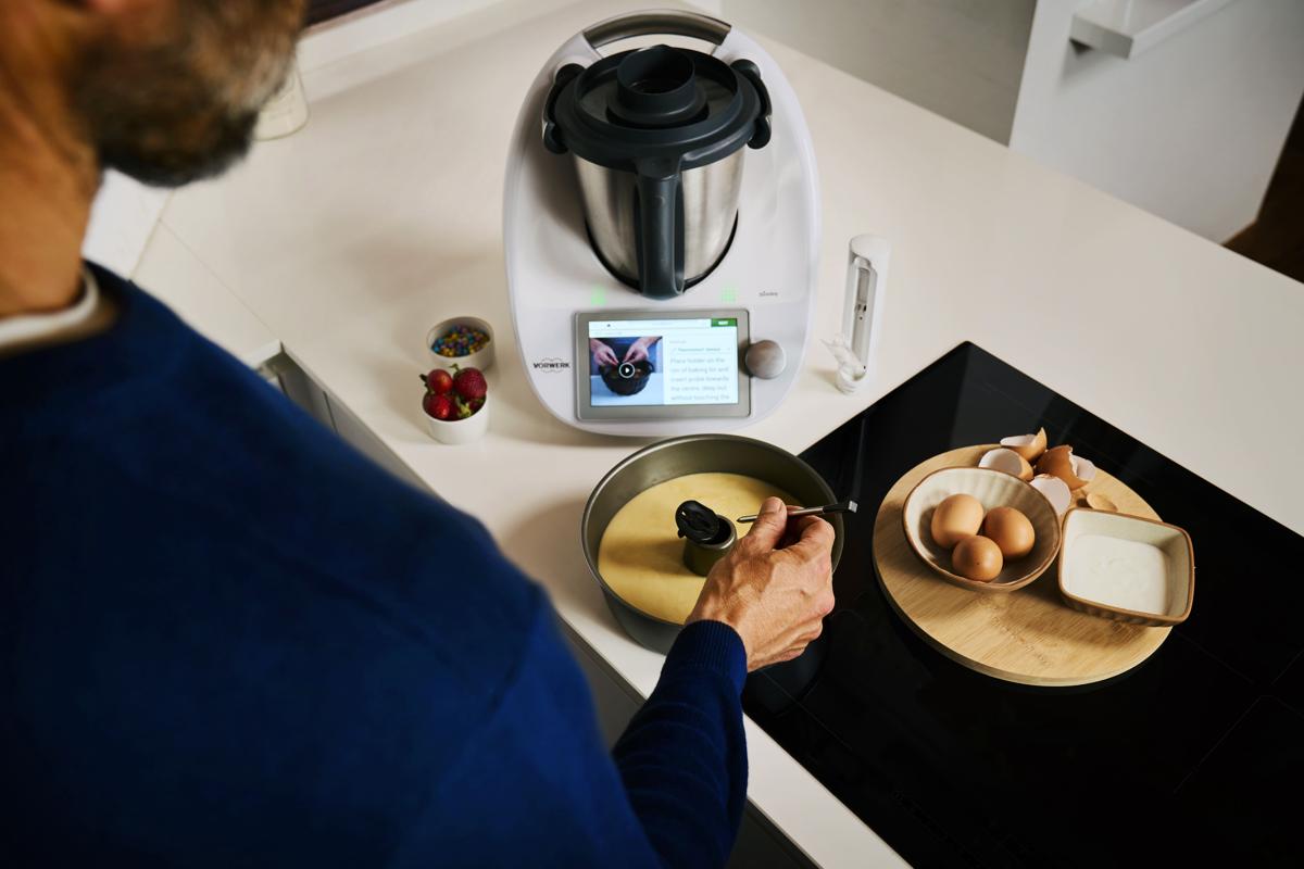 Vorwerk presenta il nuovo termometro digitale “Bimby Sensor” Vorwerk presenta il nuovo termometro digitale “Bimby Sensor”