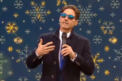 Pier Silvio Berlusconi, spot di Natale: “Mediaset è casa, famiglia, futuro”
