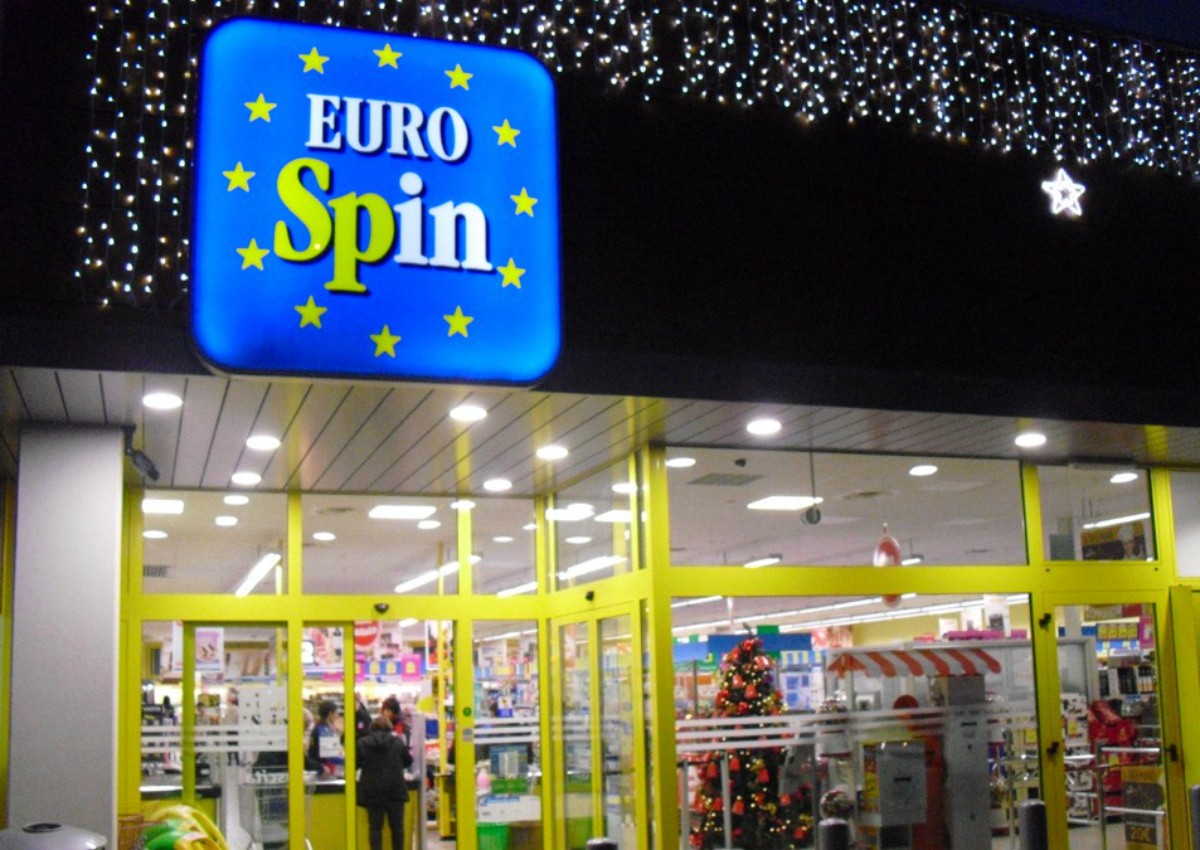 Galleria foto 'Panettone dell’Eurospin, ma è solo l’etichetta. Ecco il marchio top produttore' - foto 1