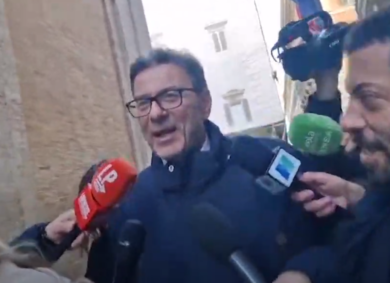 Mes, Giorgetti: “Nessuno strappo con Ue, noto a tutti che c’erano problemi”