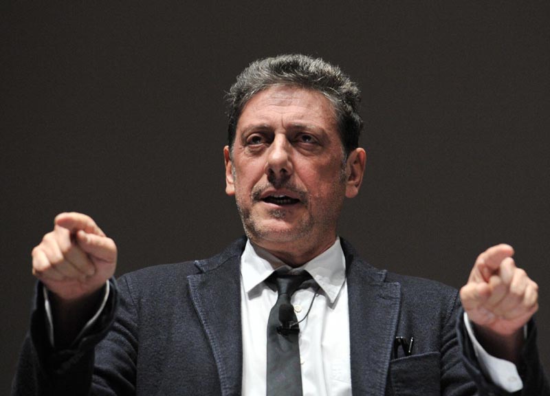 Castellitto chiama il suo produttore teatrale: un ruolo creato ad hoc Castellitto chiama il suo produttore teatrale: un ruolo creato ad hoc