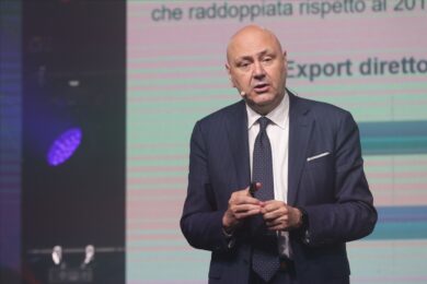 Smart Bank, guai per la fintech. Sciolto il Cda presieduto da Carnevale Maffè