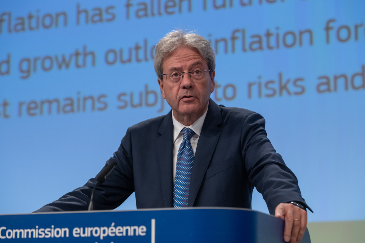 Mes, Gentiloni: “Parlamento sovrano. Ma gli impegni presi vanno rispettati” Mes, Gentiloni: “Parlamento sovrano. Ma gli impegni presi vanno rispettati”