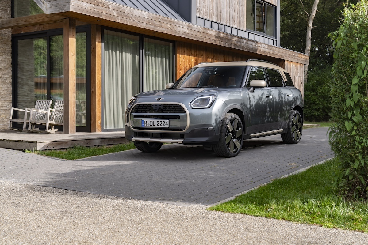 Nuova Mini Countryman C, agilità e piacere di guida