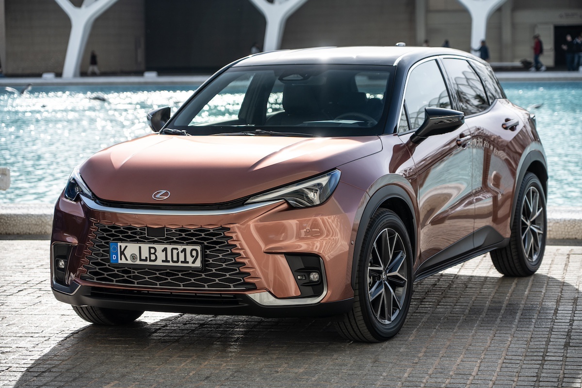 Nuovo Lexus LBX il crossover pensato per il mercato europeo