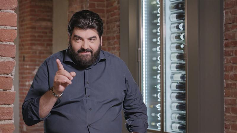 Cenone da Cannavacciuolo roba da fessi. Menu da 450 euro (con bevande escluse) Cenone da Cannavacciuolo roba da fessi. Menu da 450 euro (con bevande escluse)