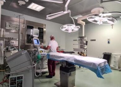 Rimosso col laser un tumore alla laringe senza intaccare le corde vocali