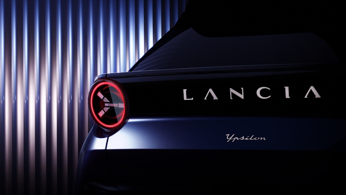 Svelato il posteriore della nuova Lancia Ypsilon Svelato il posteriore della nuova Lancia Ypsilon