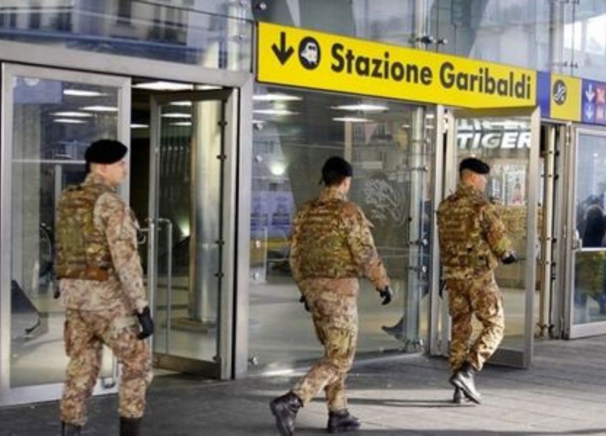 Dietrofront Trenord: treni gratuiti per le Forze Armate anche nel 2024 Dietrofront Trenord: treni gratuiti per le Forze Armate anche nel 2024