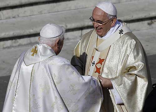 Bergoglio, ultimo sovrano di uno Stato teocratico che non ascolta il dissenso Bergoglio, ultimo sovrano di uno Stato teocratico che non ascolta il dissenso