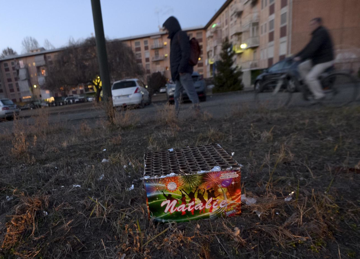 Botti: un morto e 274 feriti (+52%). Il drammatico bilancio di Capodanno Botti: un morto e 274 feriti (+52%). Il drammatico bilancio di Capodanno
