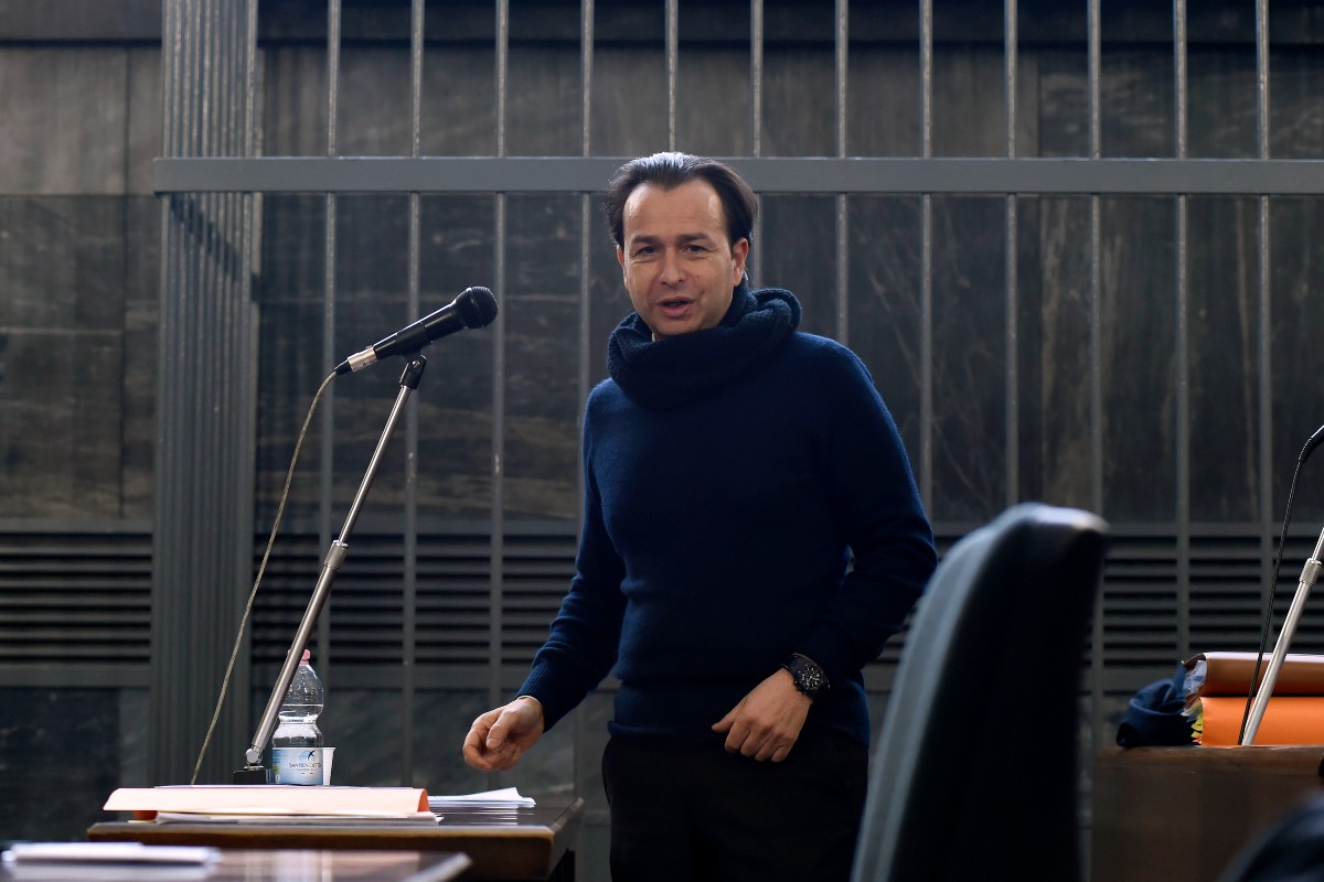 Coppola all’attacco: “Da 20 anni vogliono farmi fuori ma sono sempre qua” Coppola all’attacco: “Da 20 anni vogliono farmi fuori ma sono sempre qua”