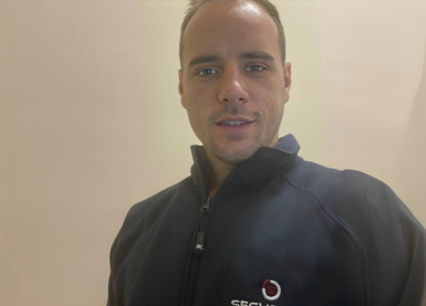 Pozzolo sbugiardato dalla vittima: “Mi sono sparato? Mai toccato la pistola”