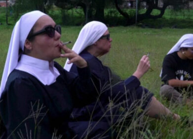 Ora le suore si fanno le canne: “Diffondiamo il vangelo dei poteri curativi”