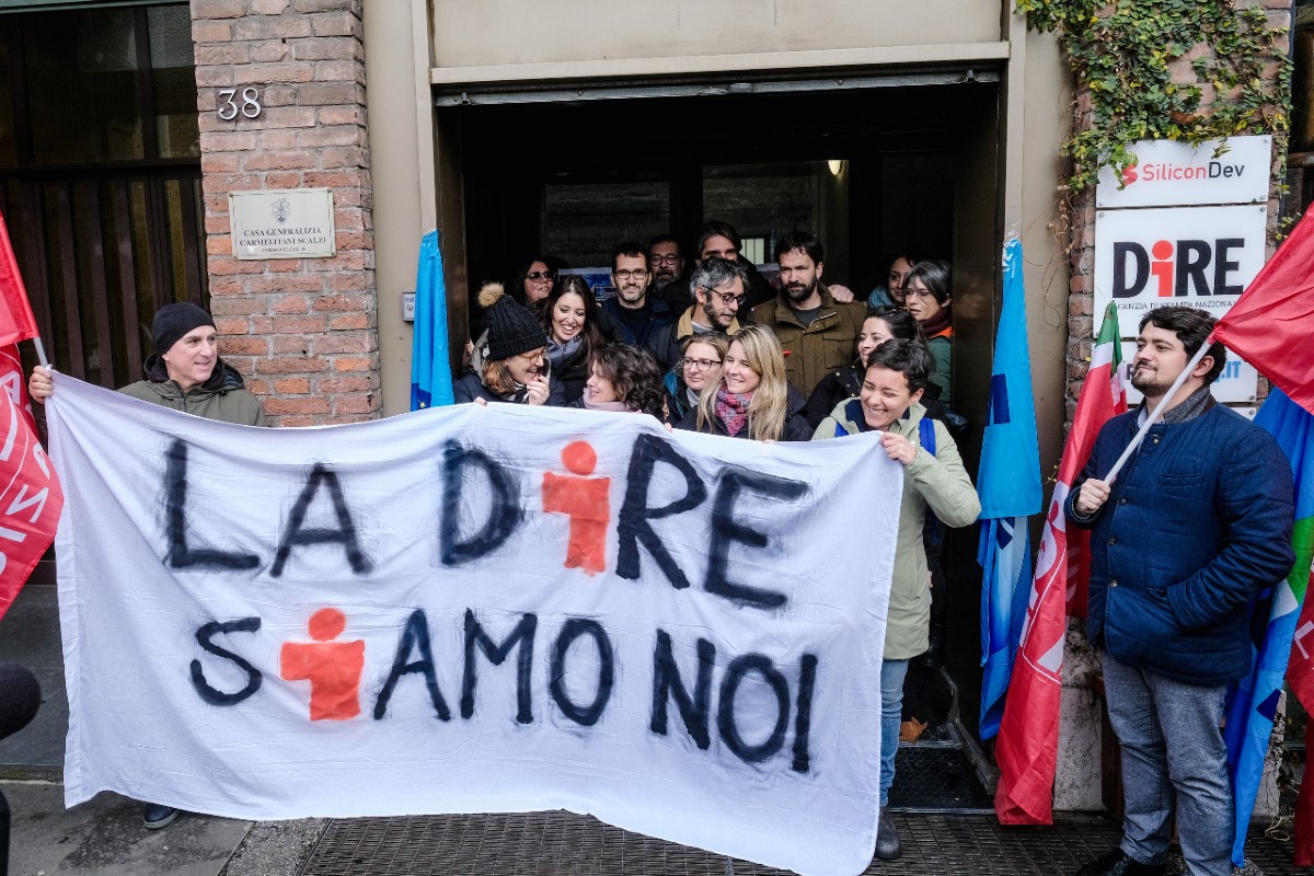 Agenzia Dire in sciopero contro licenziamenti e sospensioni. Furia di Pd-Verdi Agenzia Dire in sciopero contro licenziamenti e sospensioni. Furia di Pd-Verdi
