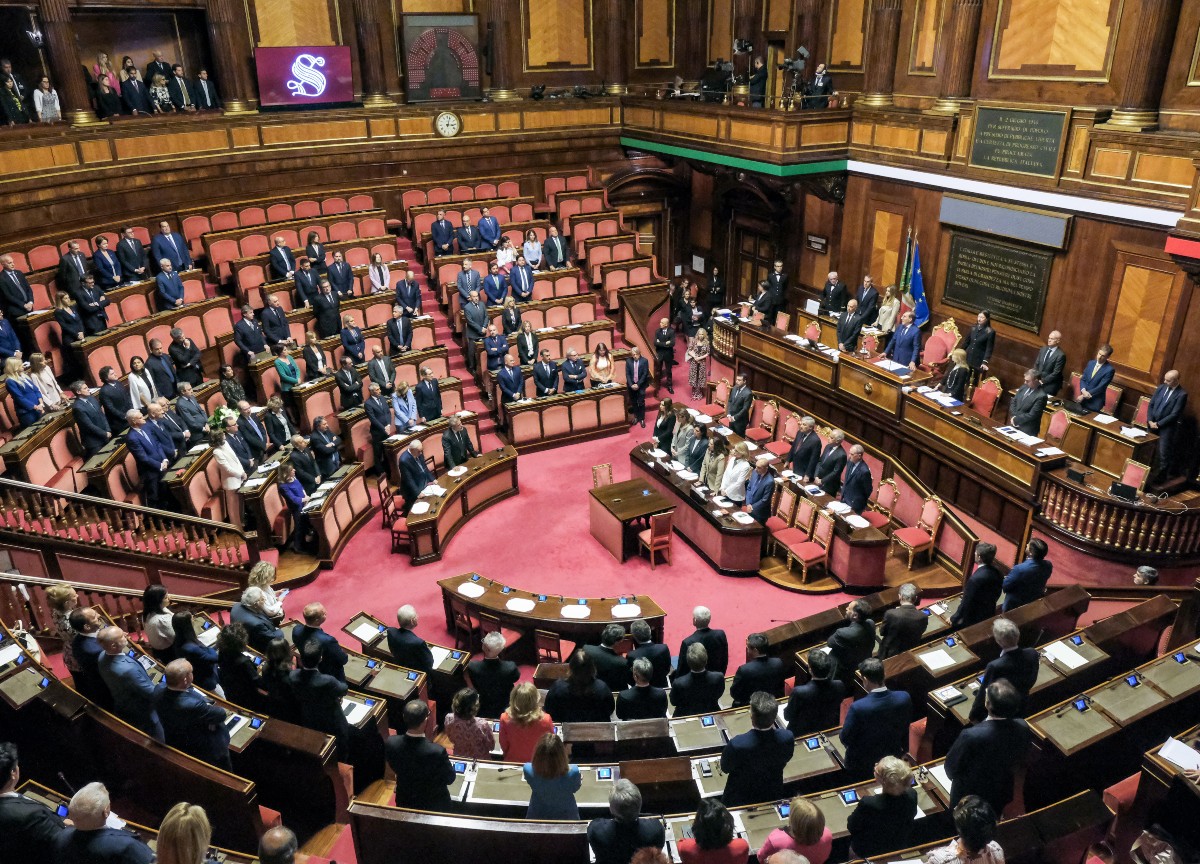 Dai femminicidi alla sanità malata: è ora che la politica agisca con i fatti Dai femminicidi alla sanità malata: è ora che la politica agisca con i fatti