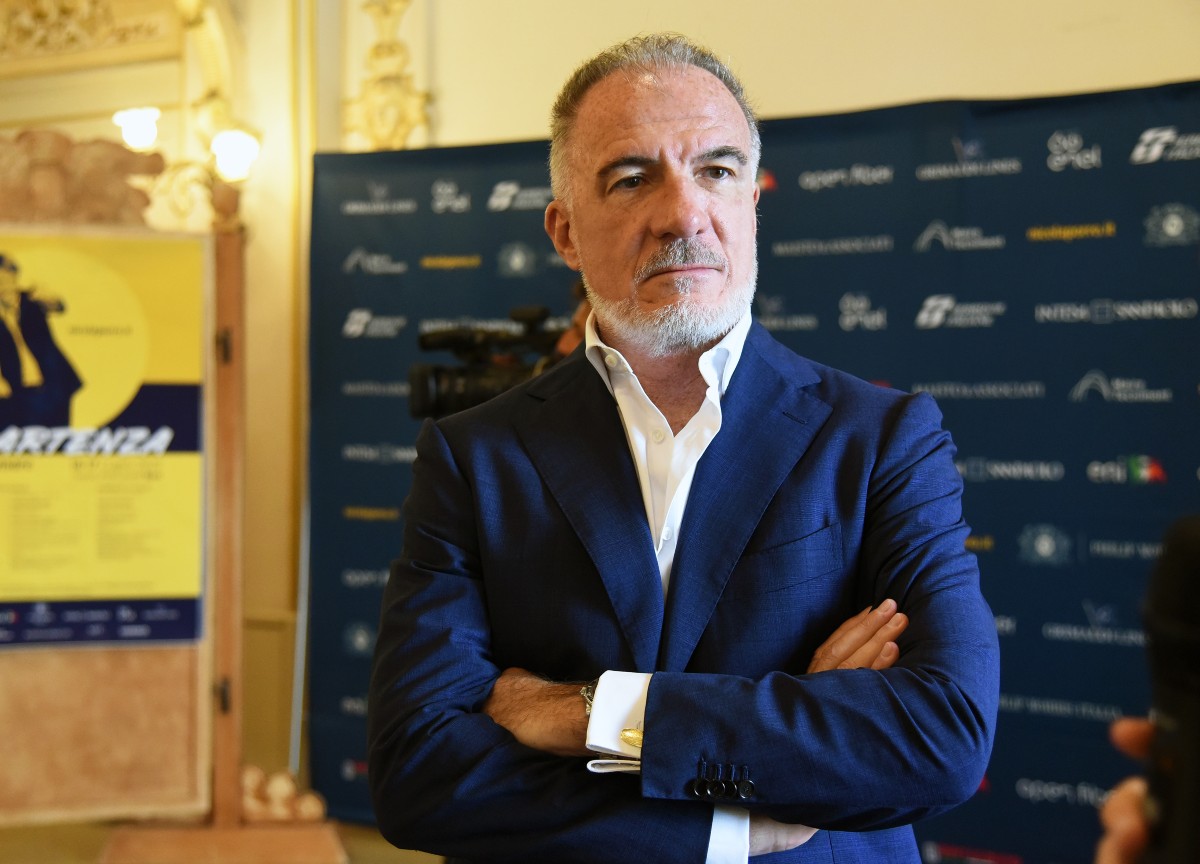 Mondadori, Publitalia ’80 si prende il 100% di Mediamond Mondadori, Publitalia ’80 si prende il 100% di Mediamond